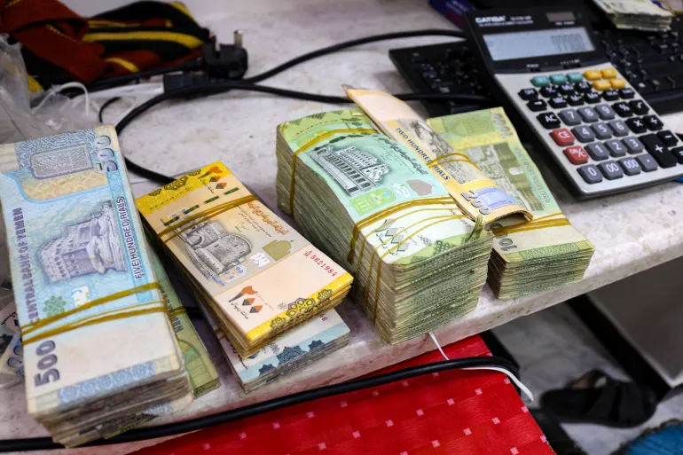 أسعار الصرف للعملات مقابل الريال اليمني في عدن 