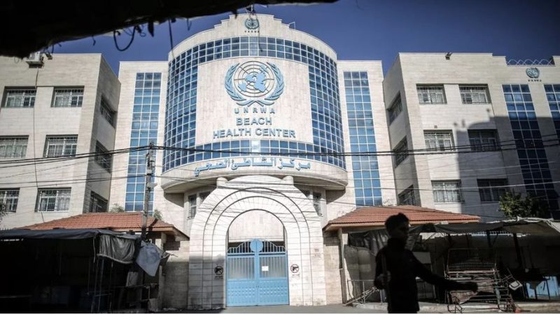 الغارديان: خطة إسرائيل لمنع عمل “أونروا” جزء من حرب على الأمم المتحدة