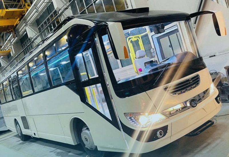 لأول مرة في تاريخها..أفغانستان تنتج أول حافلة محلية الصنع