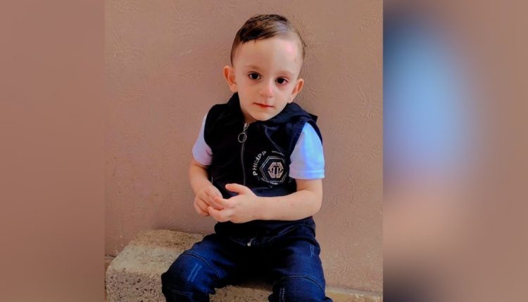 طفل فلسطيني نجا من حرب إسرائيل على غزة فقتلته الإمارات