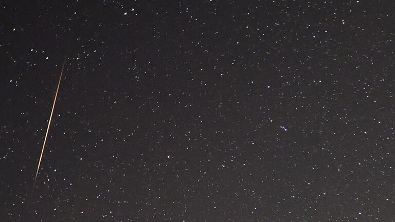 في حادثة لن تتكرر قبل 80 ألف عام.. مذنب عملاق يقترب من الأرض خلال أيام