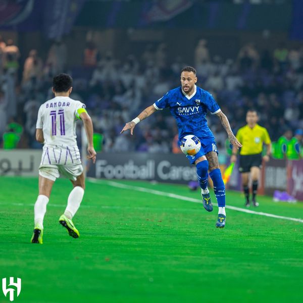 بعد مهرجان الأهداف.. الهلال السعودي يحسم قمة مثيرة أمام العين الإماراتي