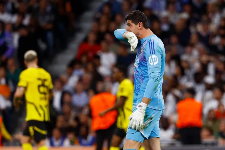 ريال مدريد الإسباني يعلن إصابة حارسه البلجيكي كورتوا مدريد
