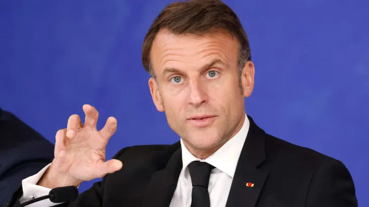 باريس تدعو إلى الكفّ عن تسليم أسلحة لإسرائيل للقتال في غزة