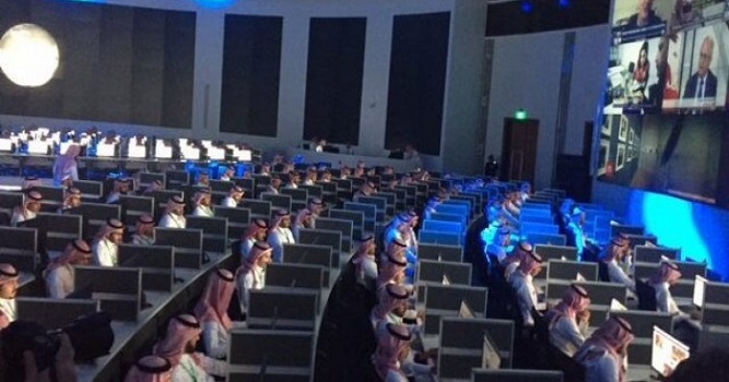 “الذباب السعودي” يحتفي بعودة أقذر شخصية تورطت “باغتصاب معتقلات وقتل خاشقجي”