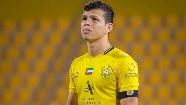 “خوفا من السجن”.. لاعب منتخب الإمارات لن يسافر مع زملائه إلى أوزباكستان
