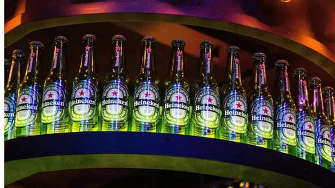 دولة خليجية تدشن مصنعا لإنتاج الخمور بعد إلغاء ضريبة الكحول