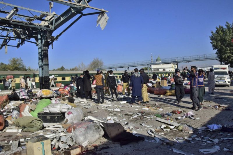 حماس توضح موقفها بشأن الهجوم الإرهابي في محطة قطارات بباكستان