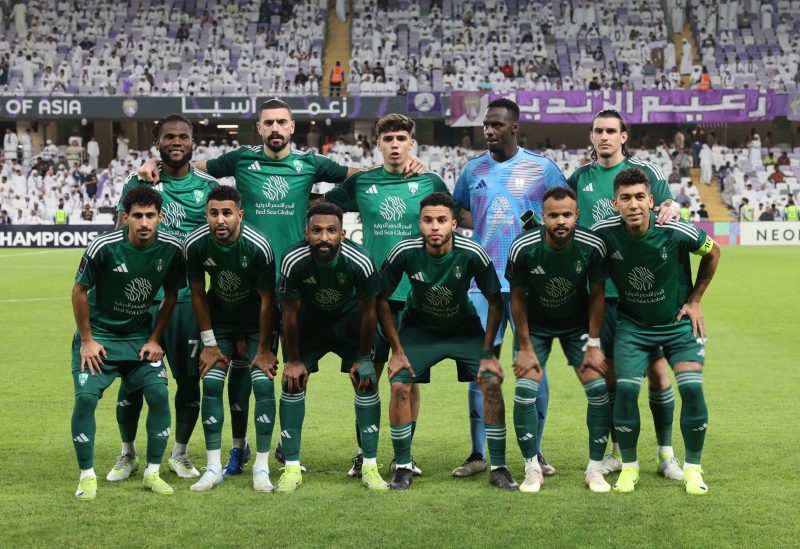 الأهلي السعودي يتجاوز العين الإماراتي بثنائية