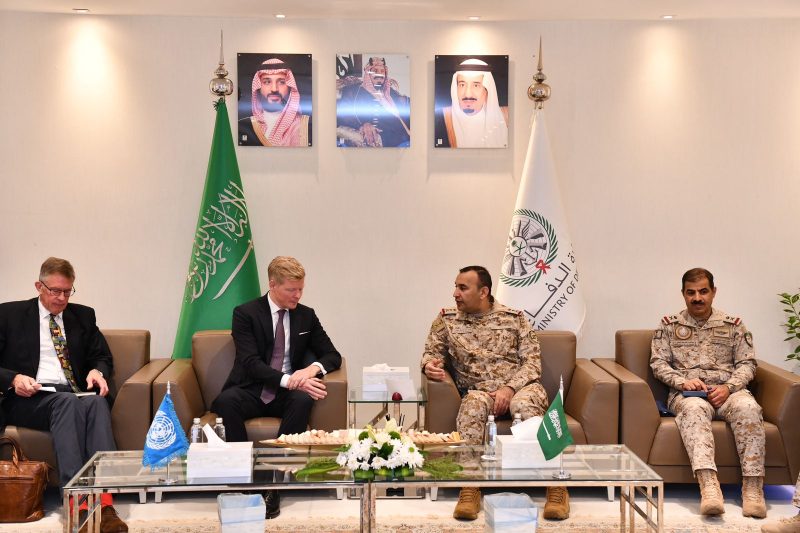 غروندبرغ يبحث في الرياض جهود السلام في اليمن