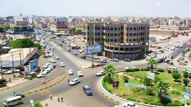 كارثة بيئية وصحية تهدد سكان مديرية المنصورة بعدن