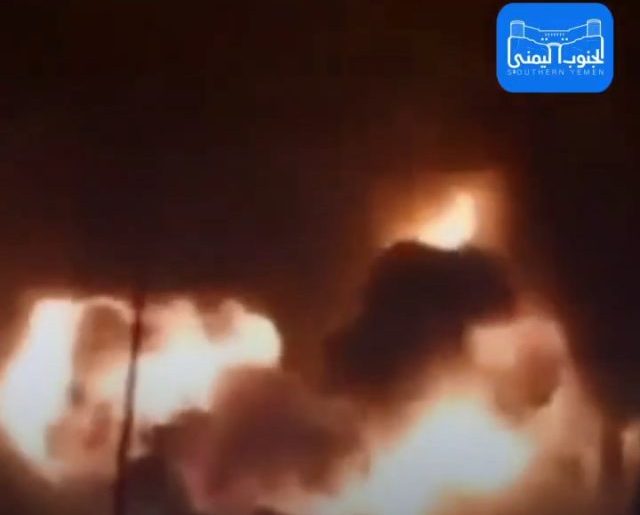 فيديو: عدوان يستهدف جبل عطان في صنعاء والقيادة الأمريكية تعلن مسؤوليتها عن الضربات