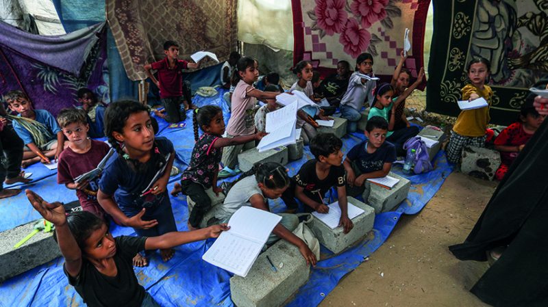 الأمم المتحدة: 40% من أطفال اليمن خارج المدارس وسط أزمة إنسانية متفاقمة