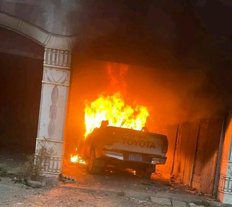 مجهولون يحرقون منزل مغترب في إب والأطفال ينجون بأعجوبة