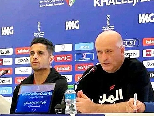 الاتحاد اليمني يجدد الثقة بالمدرب الجزائري نورالدين ولد علي لقيادة المنتخب