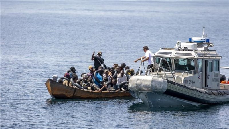 انتشال 27 جثة وإنقاذ 25 مهاجراً قبالة سواحل قرقنة في تونس