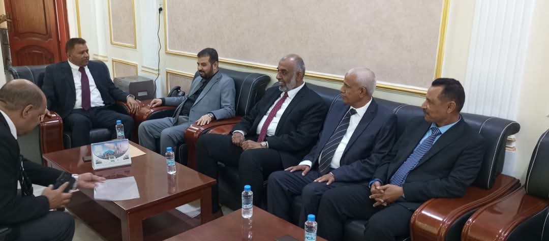 لقاء مشترك بين النيابة العامة والجهاز المركزي لمناقشة قضايا المال العام