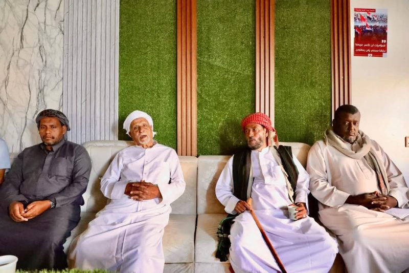 المهرة .. لجنة الاعتصام السلمي تواصل توعيتها بخطورة تشكيل مليشيا ذات طابع تكفيري