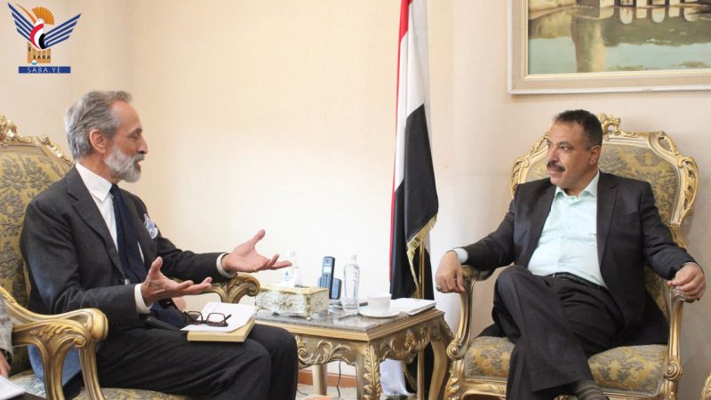 صنعاء تطالب الأمم المتحدة والمنظمات الدولية بالإلتزام بالقوانين اليمنية