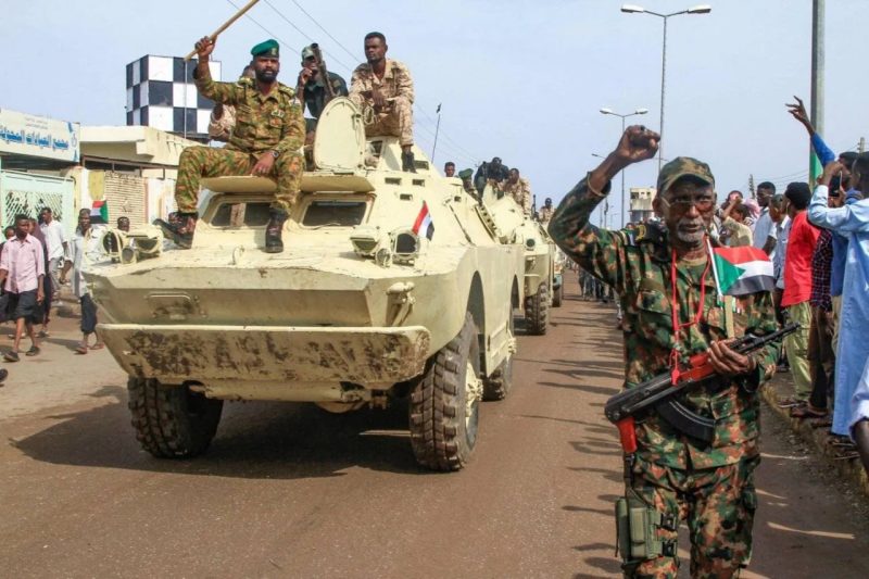 الجيش السوداني يتقدم في الخرطوم وعودة النازحين تتسارع