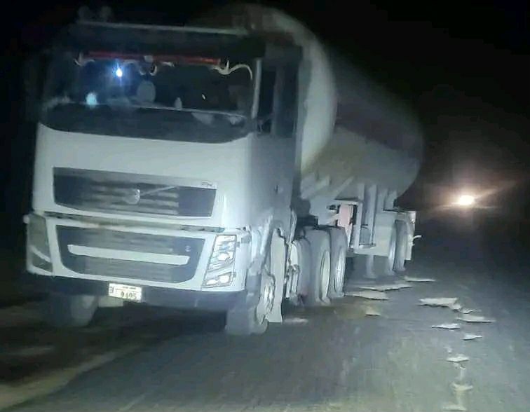 مجهولون يعتدون على مقطورة غاز في مأرب متسببين في أضرار جسيمة