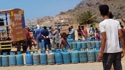 سقطرى: دعوات للإحتجاج والتنديد برفع أدنوك الإماراتية أسعار الوقود