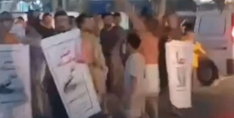عدن: مظاهرة حاشدة تجتاح المنصورة عقب وصول رئيس مليشيا الانتقالي