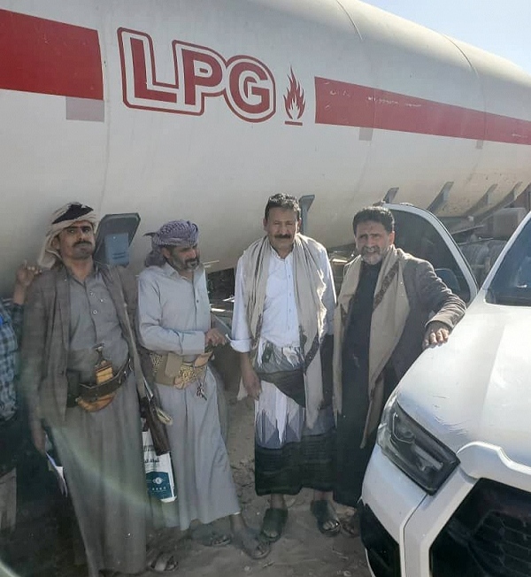 توجيهات بمضاعفة إمدادات الغاز المنزلي إلى عدن وتعز لتخفيف الأزمة الخانقة