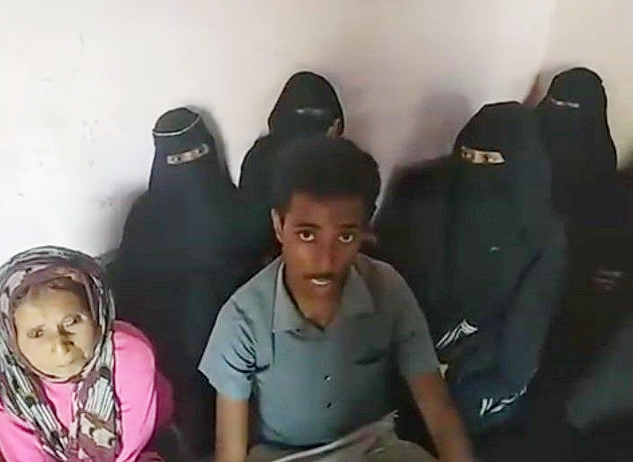 الناشط زوقري: أسرة أيتام بالمخا تواجه طرداً قسرياً بتواطؤ قضائي وأمني