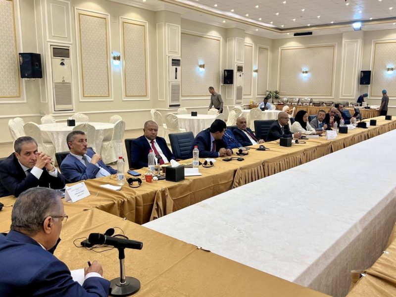 تكتل الأحزاب السياسية يحذر من انهيار الخدمات ويحمل مجلس القيادة والحكومة المسؤولية