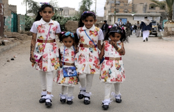 أطفال اليمن يحتفلون بالعيد رغم الظروف الصعبة