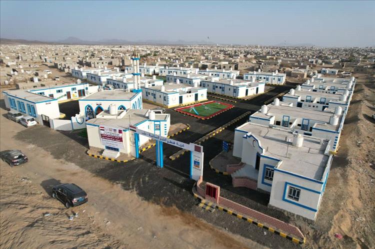 مأرب تفتتح قرية “قطر الخير” السكنية لإيواء النازحين الأكثر احتياجاً