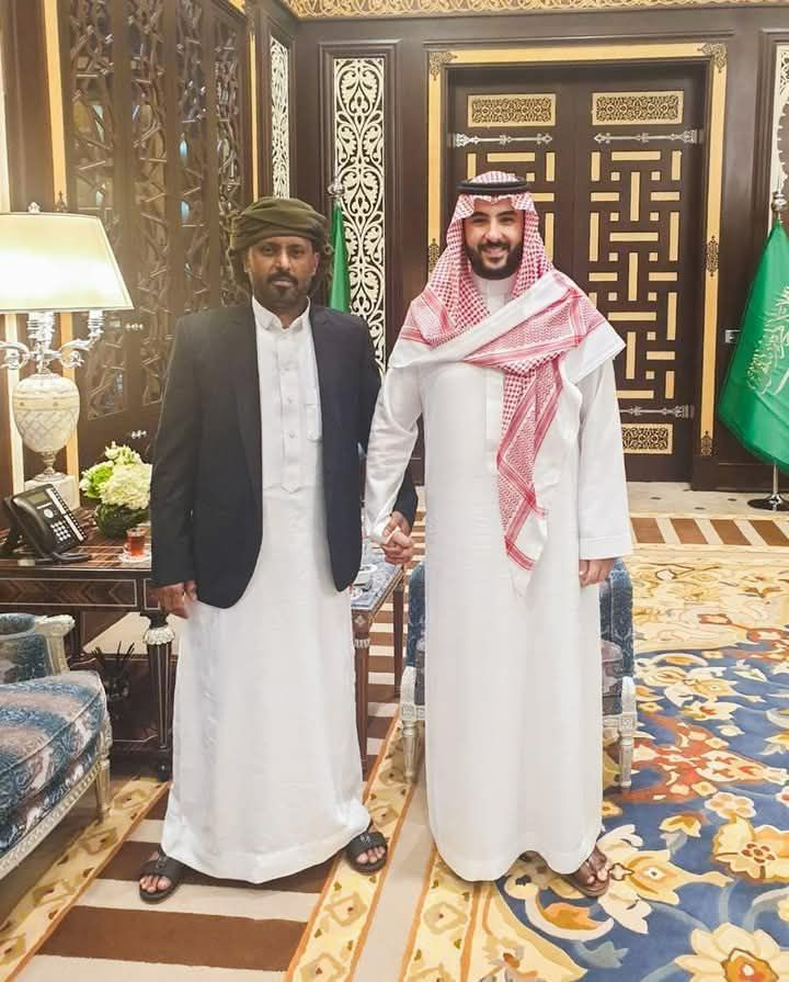 الشيخ بن حبريش يناقش قضايا حضرموت مع وزير الدفاع السعودي