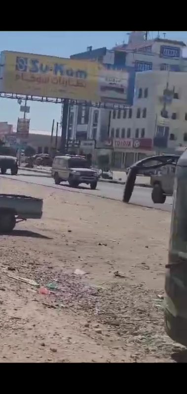 شباب المكلا يرفضون عيدروس الزبيدي وقواته: “برع.. برع.. ما بغيناكم.