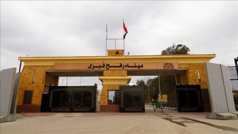 بلدية رفح: إغلاق إسرائيل للمعابر يهدد بتوقف مولدات آبار المياه ويشكل خطر على حياة السكان 