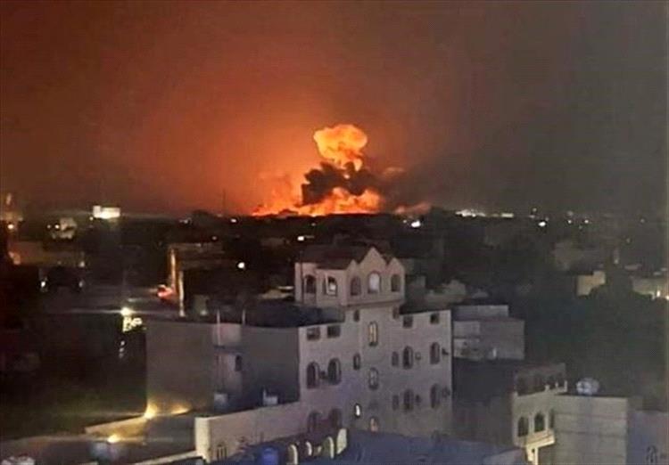 صنعاء.. ضربات أمريكية مكثفة على مناطق عدة فجر اليوم..