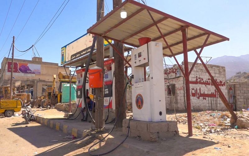 إزالة 46 محطة غاز مخالفة في تعز بسبب مخاطر السلامة