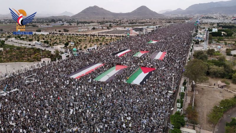 مليونيات صنعاء تؤكد التصدي للعدوان الامريكي وتجديد النصرة لغزة