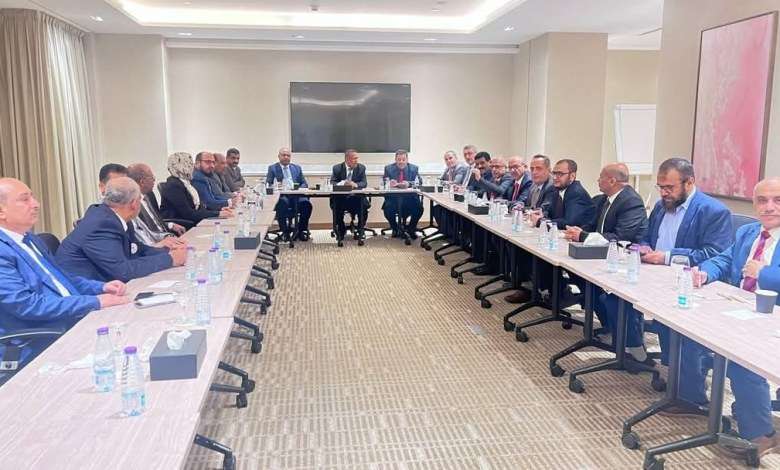 عدن: التكتل الوطني يقرر خطوات للتحرك السياسي ويدعو إلى حلول عاجلة للأزمة الإقتصادية..