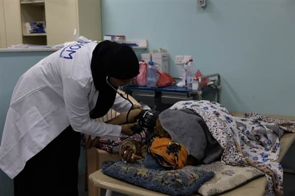 تصدرتها عدن.. تسجيل أكثر من 3600 إصابة و19 حالة وفاة بمناطق الشرعية