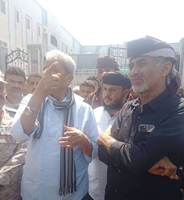 الصبيحي يعتذر عن الإشراف على استلام منفذ رأس العارة ويوجّه بعدم التسليم