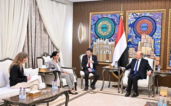العليمي يبحث مع السفيرة البريطانية تعزيز جهود الدعم الدولي لليمن