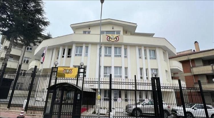 السفارة اليمنية في أنقرة تحذر الجالية في إسطنبول عقب الزلزال