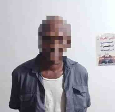 المهرة.. مكافحة المخدرات تلقي القبض على أحد أخطر مروجي الشبو في الغيضة