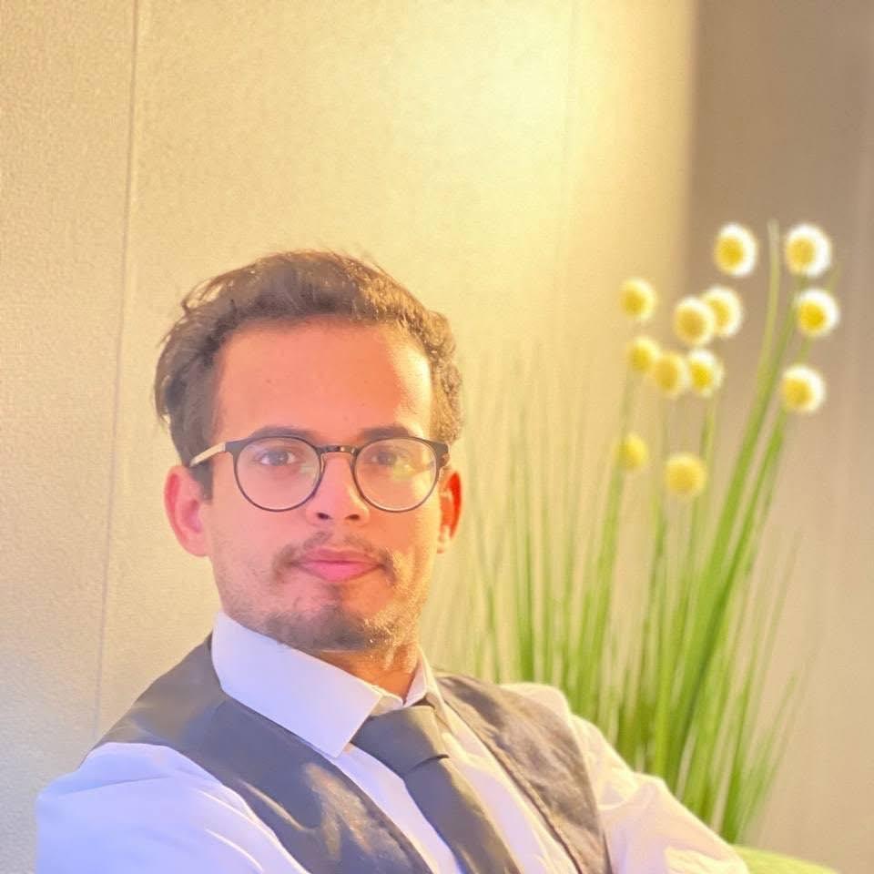 نقابة الصحفيين اليمنيين تدين مقتل المخرج الحطامي بغارة حوثية جنوب #مأرب