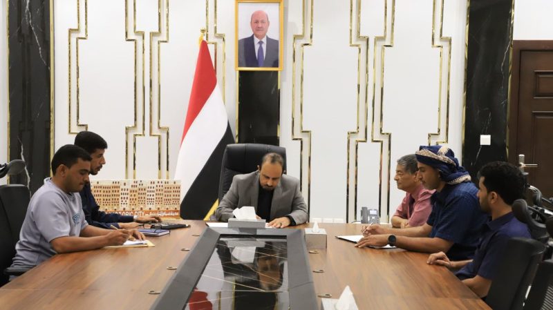 توقيع عقد بناء مبنى الرنين المغناطيسي بهيئة مستشفى ابن سينا بالمكلا