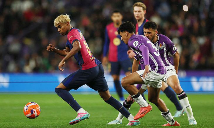 برشلونة يقلب الطاولة على بلد الوليد ويعزز صدارته للدوري الإسباني