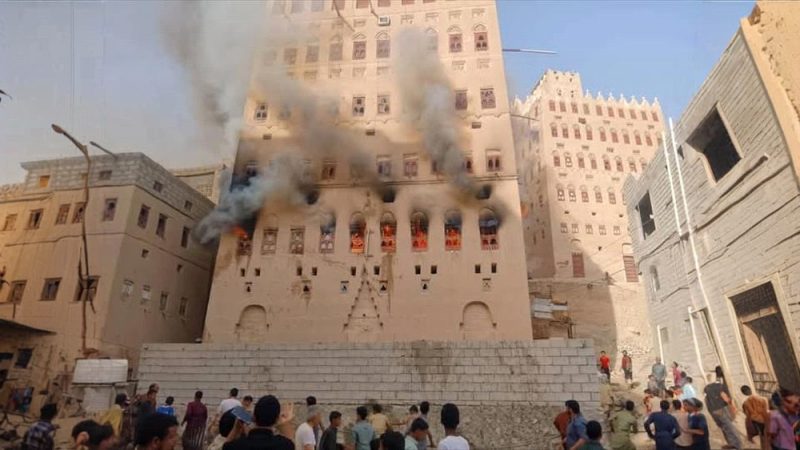 حريق يلتهم منزلًا في حوطة شبوة بسبب ماس كهربائي