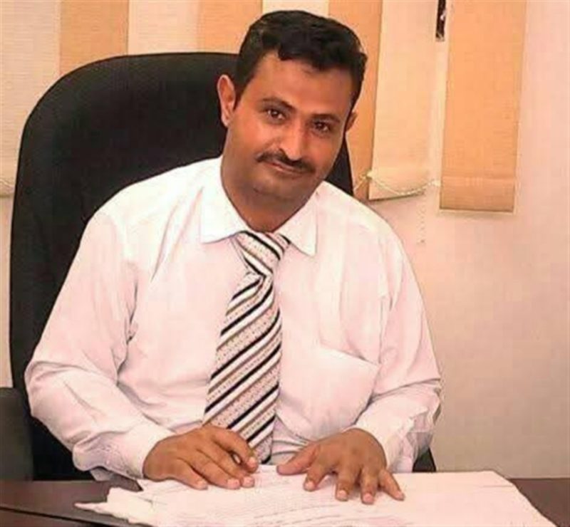 عدن: مسلحون يختطفون مسؤولاً حكومياً في وزارة التعليم الفني من مكتبه دون معرفة الأسباب