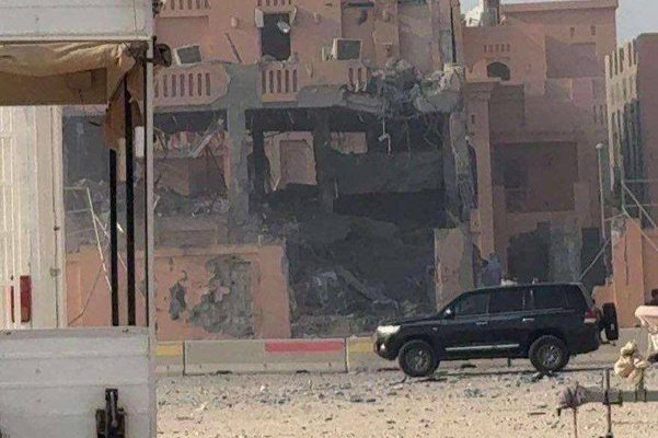 السياسة العربية مسرحٌ كبيرٌ للمُقنّعين!